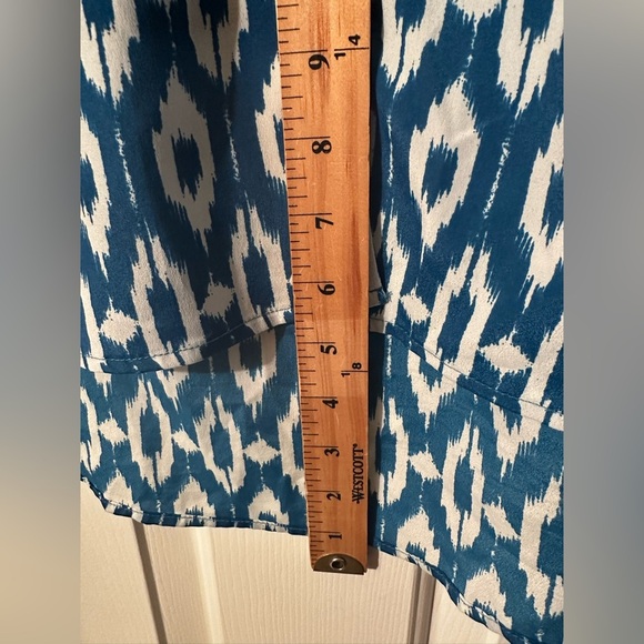 MAEVE Anthropologie Blue XS 3/4 Roll Tab Sleeve Ikat HiLo Belt V Neck Shirtdress - Picture 16 of 16